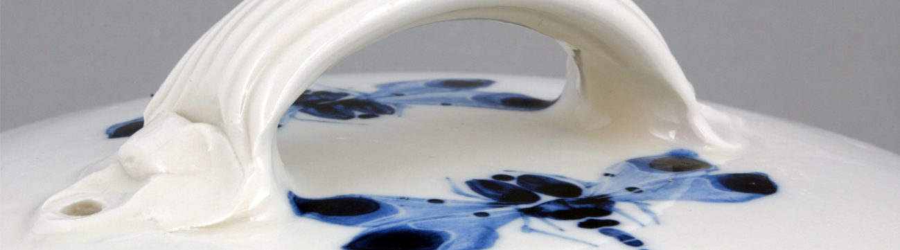 tablewarebanner2 Soup & cereal bowl – Dragonfly design, Approx 18 cm / 7 inches in diameter.