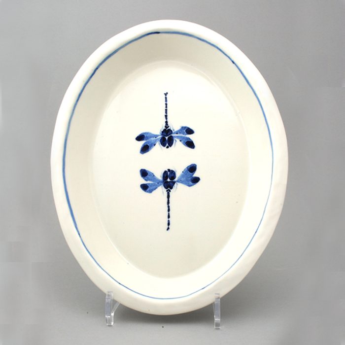 Shallow oval oven dish large - Dragonfly design. Approx 35 cm/13 inches long.