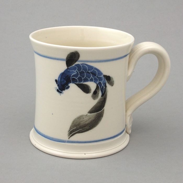 Large fine-rimmed porcelain mug - Fish design, Approx 9.5 cm / 3.75 inches tall.