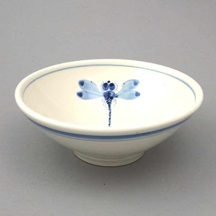 Soup & cereal bowl - Dragonfly design, Approx 18 cm / 7 inches in diameter.