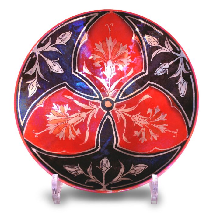 Carnation bowl. Red and burgundy ground. Diameter 20.5 cm. Unique number 8594.