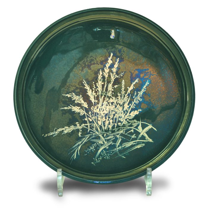 Grasses plate. Blue-green ground. Diameter 22 cm. Unique number 8727.