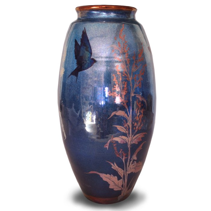 Swallows and grasses vase. Purple-blue ground. Height 27cm. Unique number 9160. - Image 2