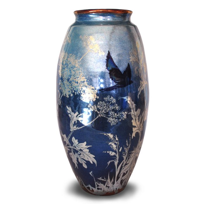 Swallows and grasses vase. Purple-blue ground. Height 27cm. Unique number 9160.