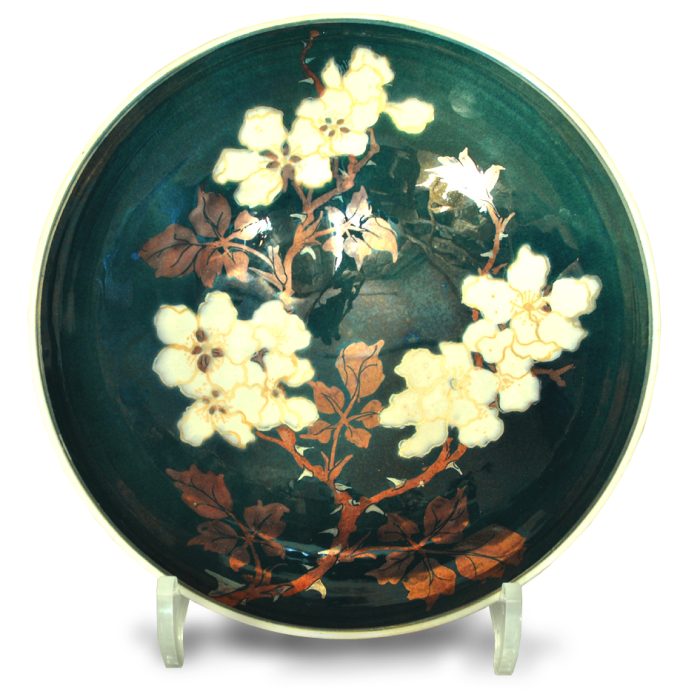 Bramble blossom bowl. Blue-green ground. Diameter 20cm. Unique number 9180.