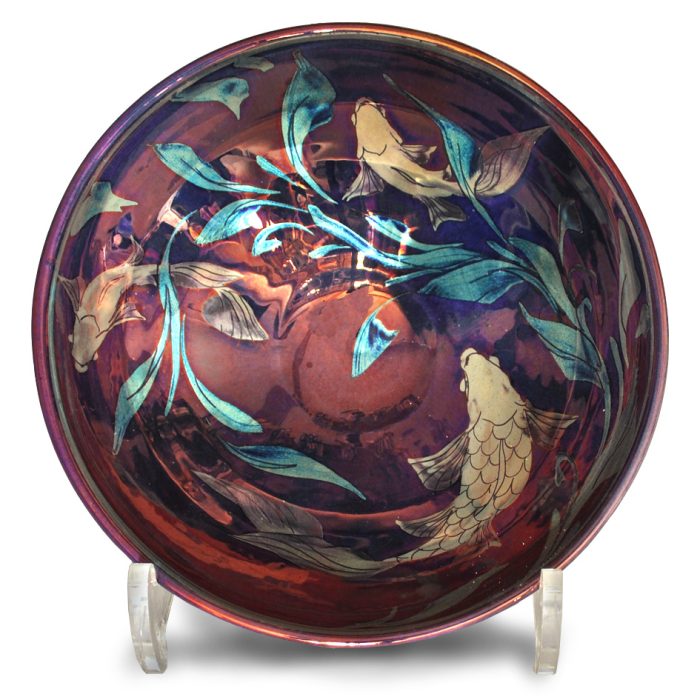 Fish and weed bowl. Purple-blue ground. Diameter 16.5 cm. Unique number 9209.