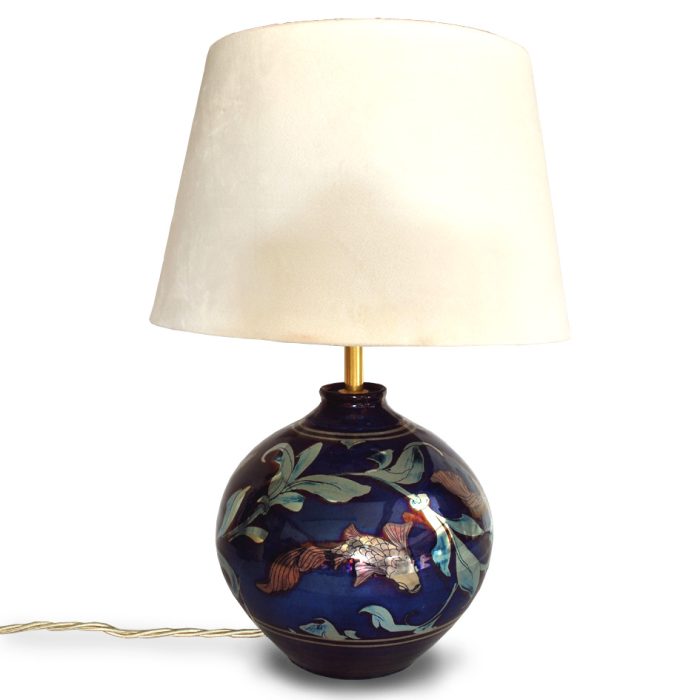 Fish and weed lamp. Purple-blue ground. Height 18.5cm. Unique number 9351. - Image 2