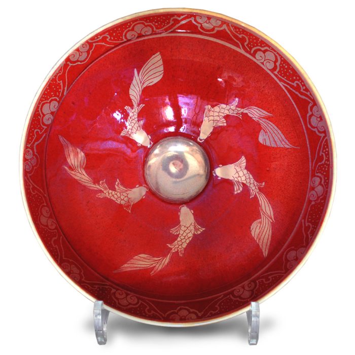In the swim. Red ground. Diameter 21.5cm. Unique number 9327.
