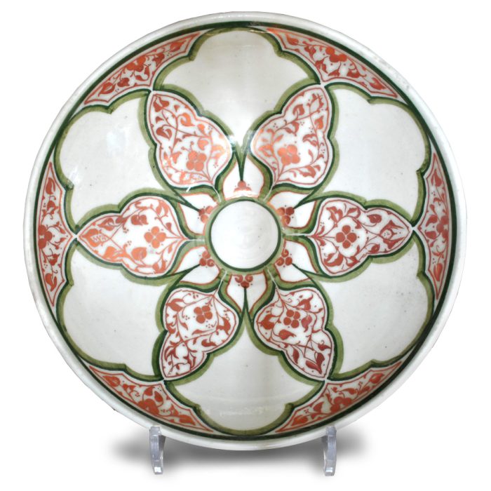 Islamic patterned salad bowl. Ivory and green ground. Diameter 27cm. Unique number 9451.