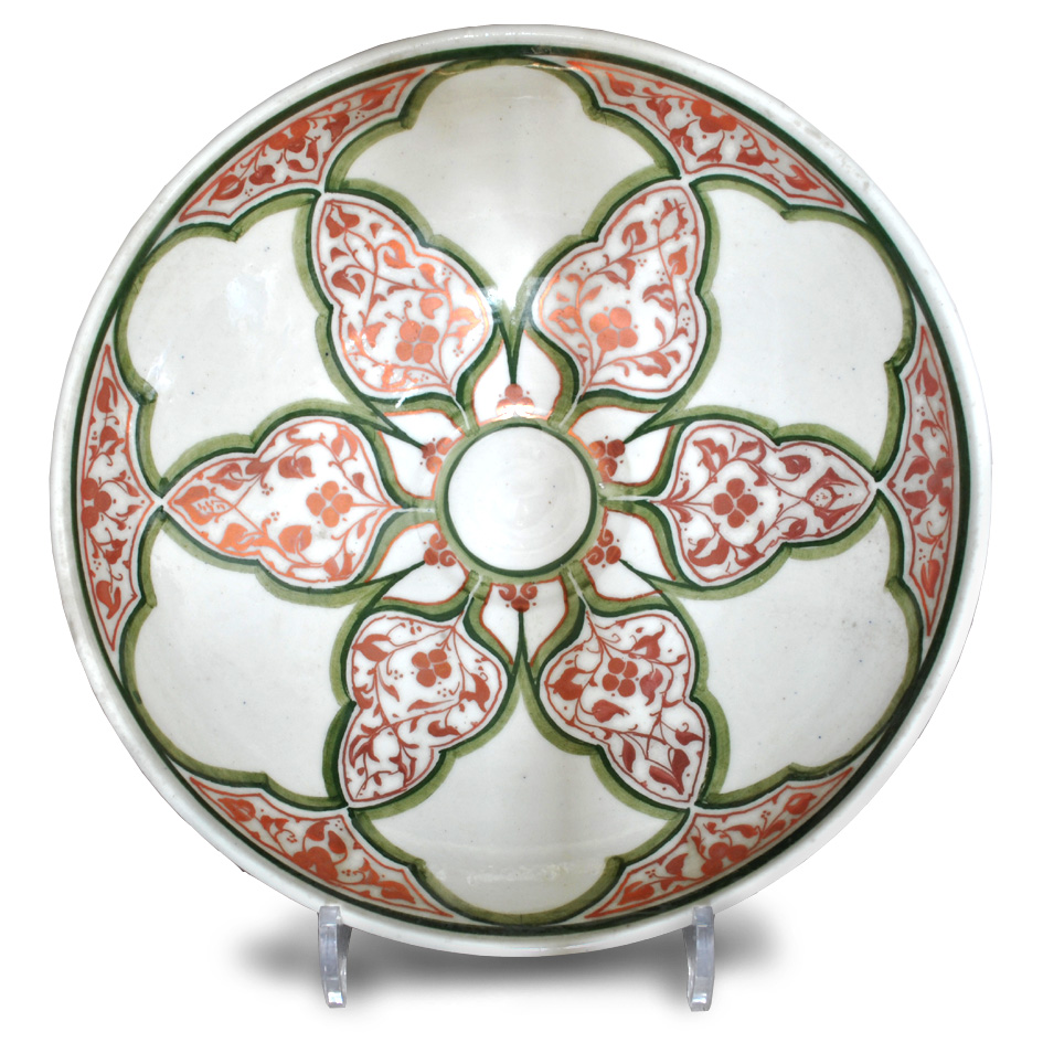 Islamic patterned salad bowl. Ivory and green ground. Diameter 27cm. Unique number 9451.
